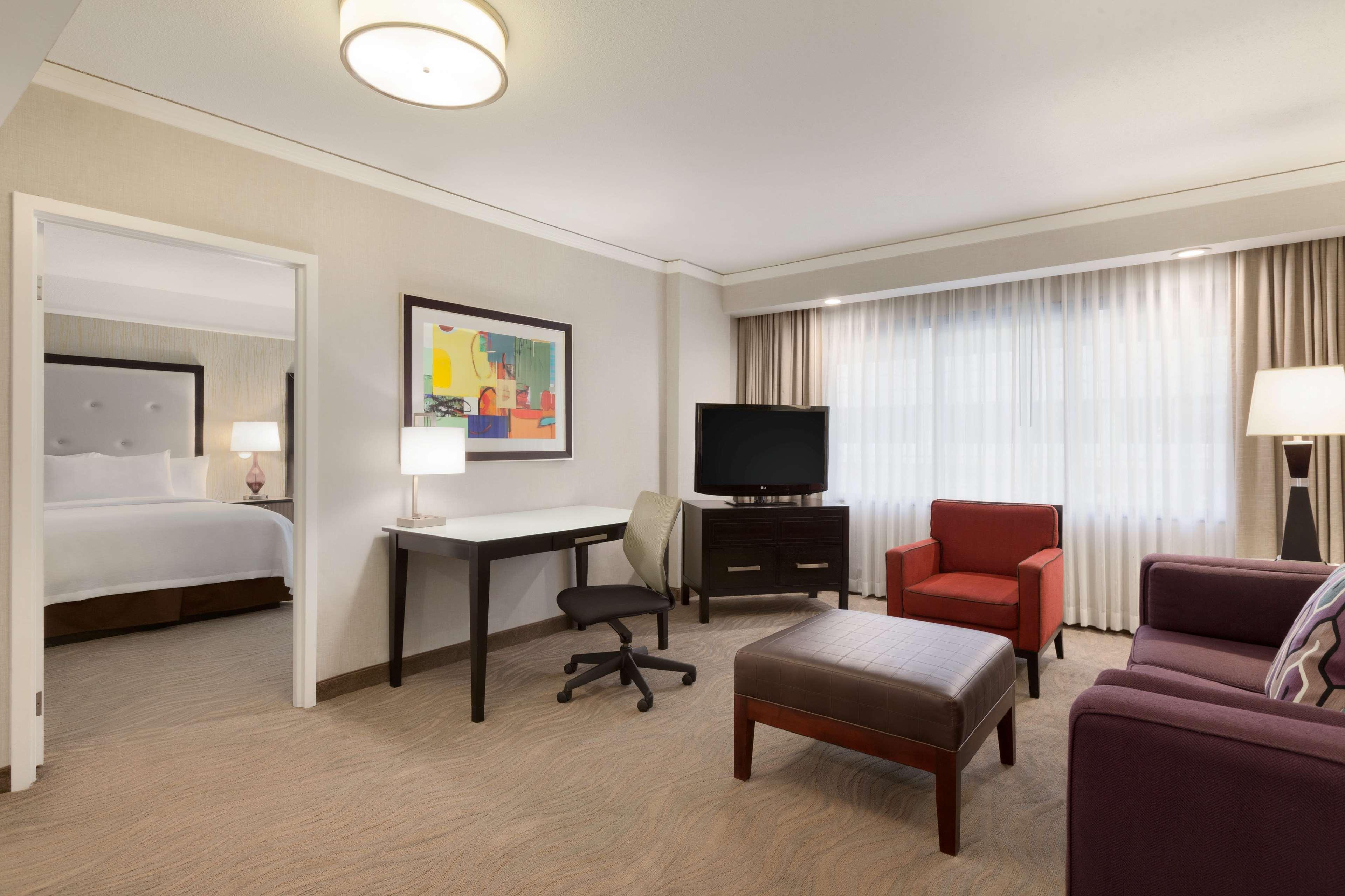 Embassy By Hilton Orange County Airport