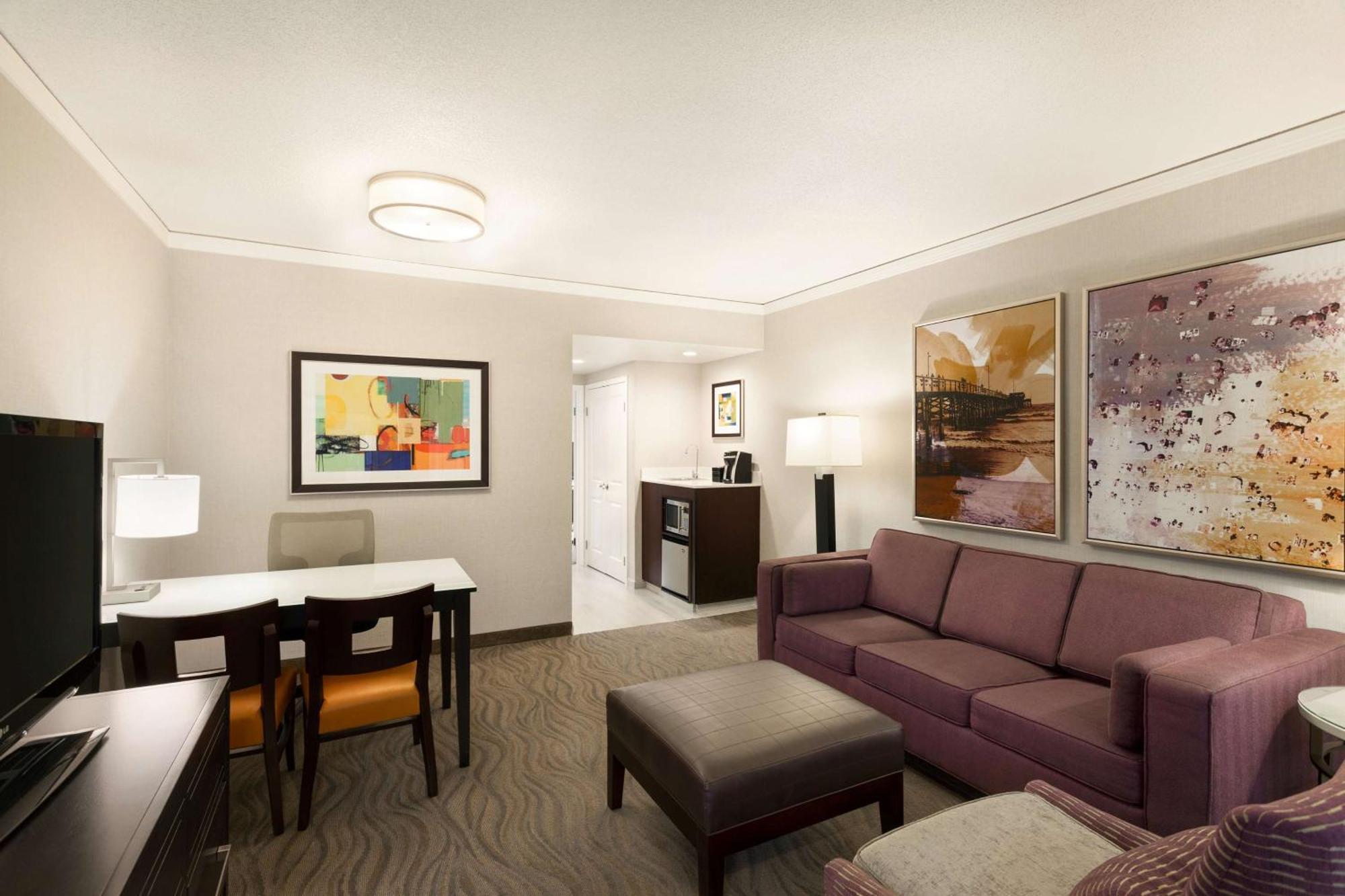 Hotel Embassy By Hilton Orange County Airport Irvine