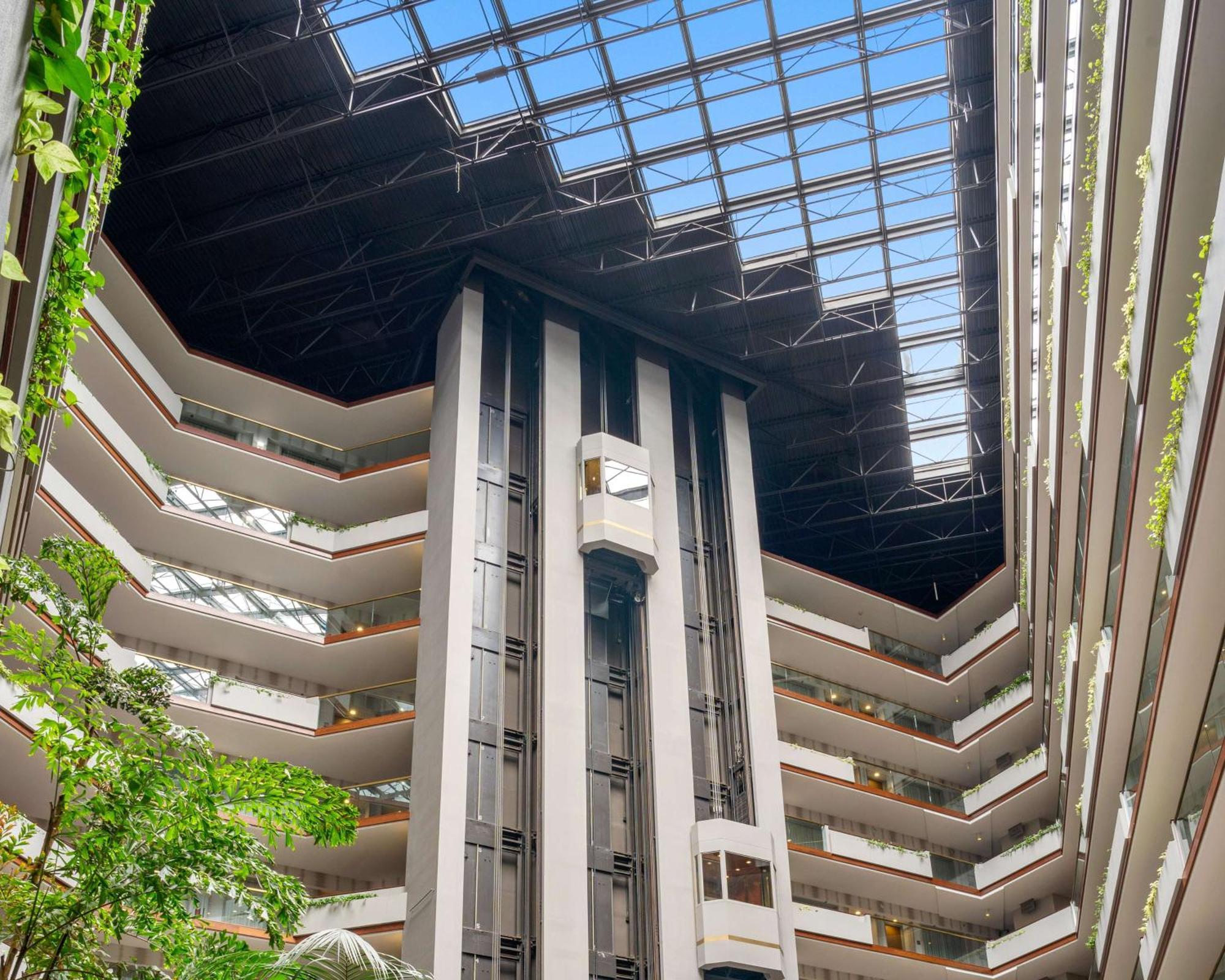 Embassy By Hilton Orange County Airport Irvine
