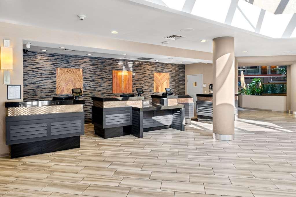 Hotel Embassy By Hilton Orange County Airport Irvine
